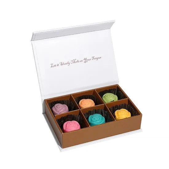 Custom High Quality Brand Logo Premium Luxury Candy Food Gift Boxes Recyclable Chocolate Candy Gift Magnet Macaron Bakery Packaging Gift Box With Divider